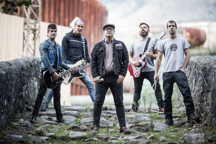 The Friday’s Crew: "Bertako jai bat izango da, herriko musikariekin eta zaleekin"