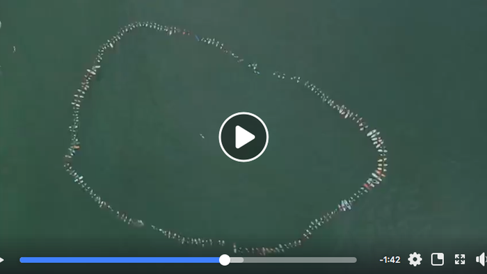 Bideoa: Jakes Landari eta 'Tubero'-ri azken agurra, Surf Txapelketa Herrikoian