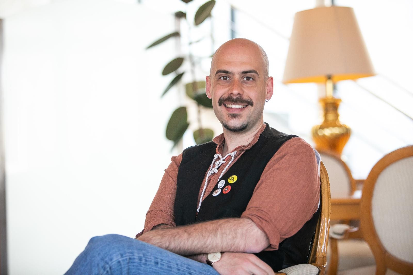 Adrian Almazan filosofo eta ingurumen aktibistaren hitzaldia Aita Marin