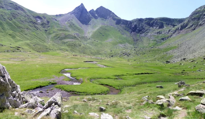 Pirinioetara irteera antolatu du Anaitasuna mendi bazkunak otsailaren 7rako eta 8rako