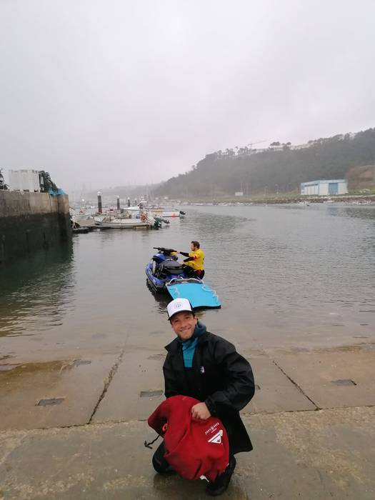 Nazare Tow Surf Challenge txapelketan ariko da ostegunean Axi Muniain