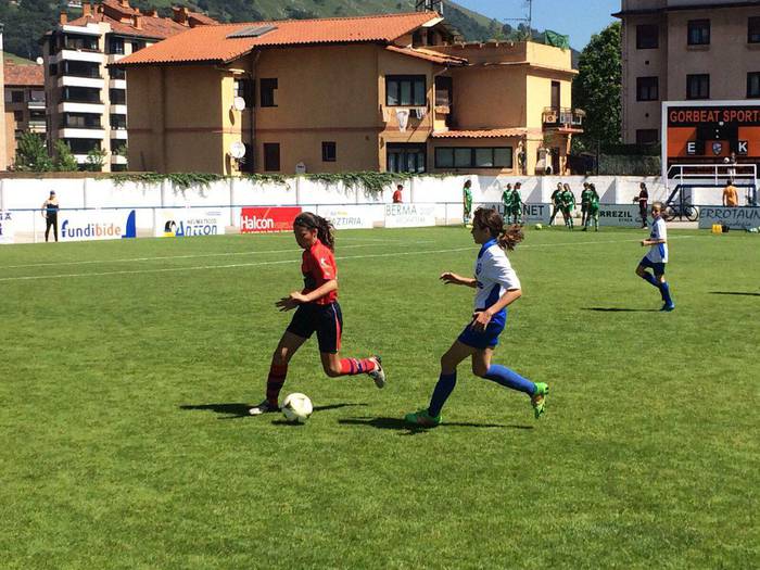 Hasi da infantil nesken Azpeitia Cup