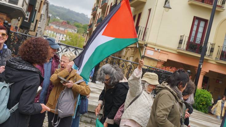 Protesta zaratasua, inperialismoa eta gerrak salatzeko