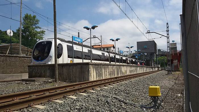 Tren eta autobus zerbitzuak indartuko dituzte Kontxako bi igandetan