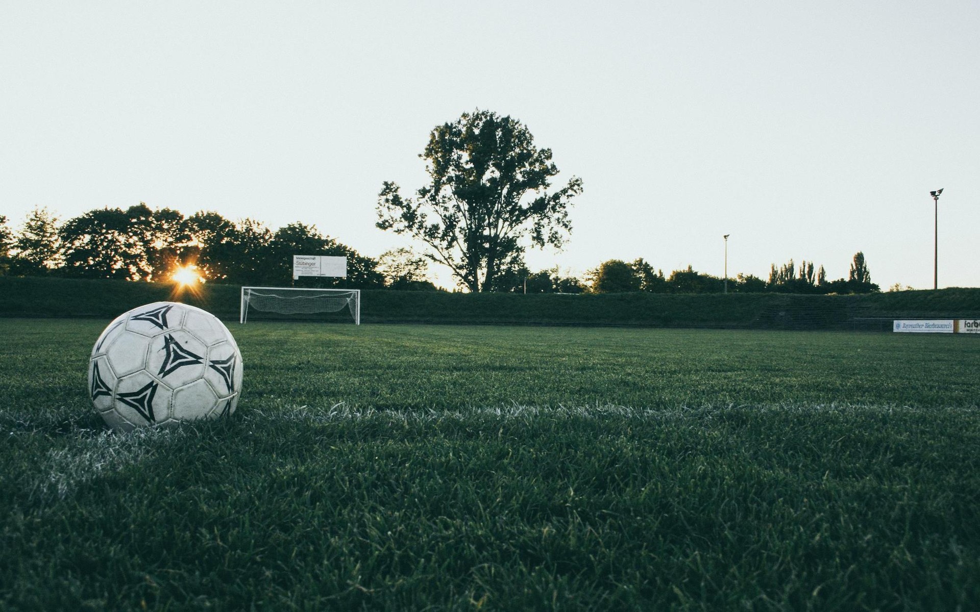 Gaur amaituko da udako futbol txapelketetan izena emateko epea