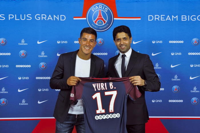 Yuri Berchiche futbolari zarauztarrak PSG-n jokatuko du datorren denboraldian