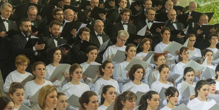 Kursaalera joateko autobusa jarriko dute doan