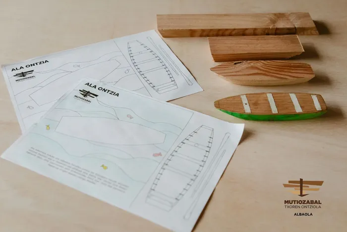 Egun batez ontzigile izateko aukera, Mutiozabal ontziolan