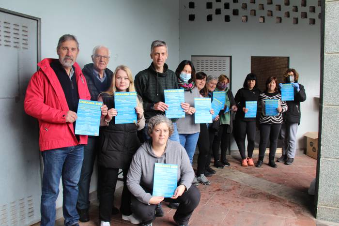 Ukrainarrei laguntzeko SOS Ukraina Zumaia taldea sortu dute