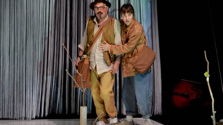 Zozkatu ditu Zarauzko Hitzak 'Zuhaitzak landatzen zituen gizona' antzerkirako sarrerak