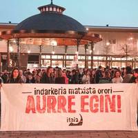 Eraso matxistak salatzeko kale bira