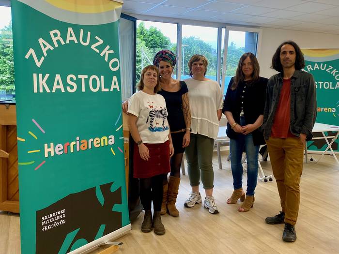 Zarauzko ikastolak duela lau hilabete hasitako prozesua itxi du, ibilbidean jasotako babesa eskertuz