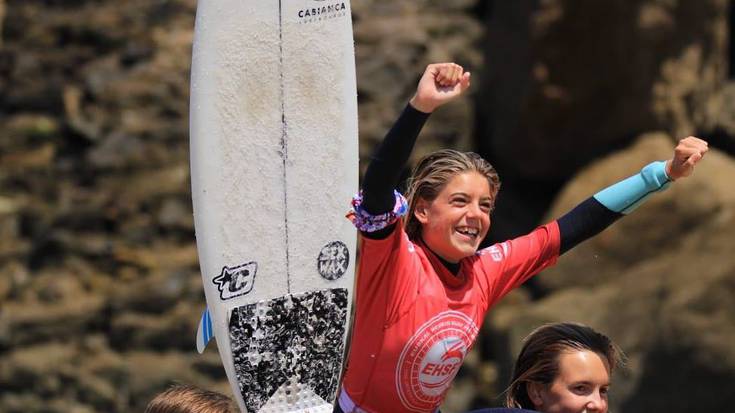 Gipuzkoako Surf Txapelketa irabazi du Janire Gonzalez Etxabarrik
