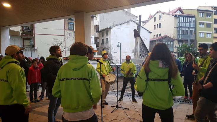 BIDEOA: Elektro patxarangaren saioa