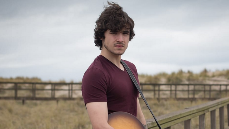 Bideoa: Bakarkako bideari ekin dio Iñigo Samaniegok