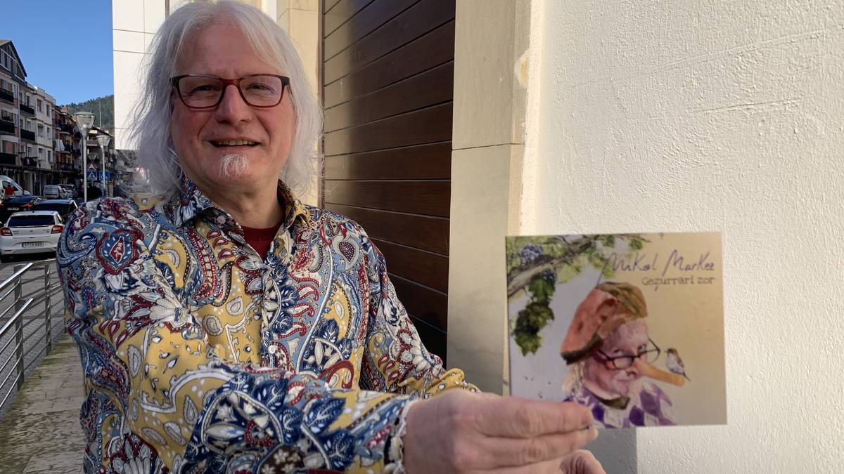 Mikel Markez: "Bertsoek, kantatutakoan, beste kolore bat hartzen dute"