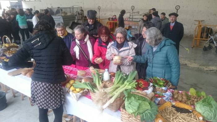 Festa giroa nagusitu da Lasaon San Martin festetan
