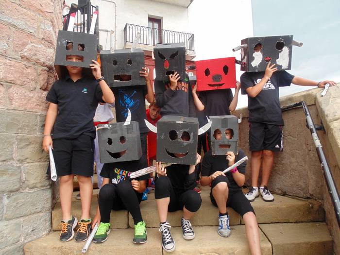 Udaleku irekiek ez dute aurten bi urteko haurrentzako zaintza zerbitzurik izango