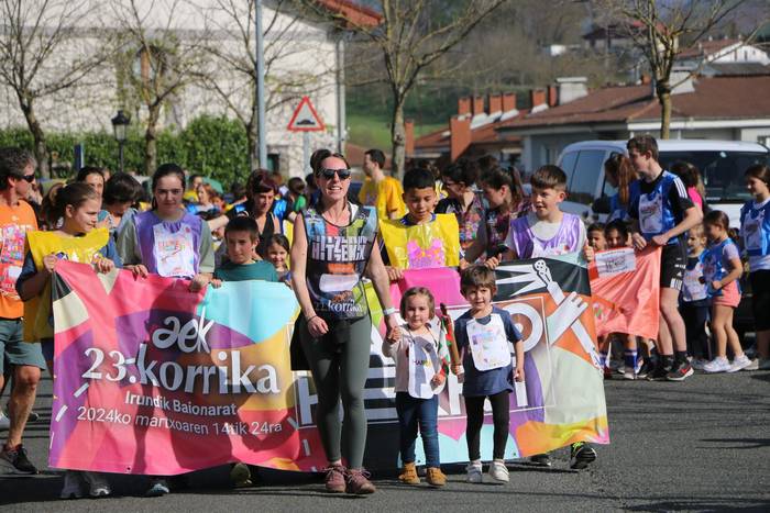 Gaztetxoek lau haizetara zabalduko dute euskararen aldarria biharko Korrika Txikian