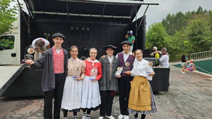 Zalduko XVI. Dantza Suelto Txapelketa irabazi dute Jone Arriaranek eta German Aranburuk
