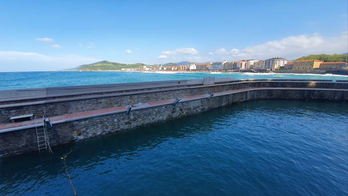 Zarauzko Udalak moila abuztuaren erdialdean irekitzea aurreikusten du