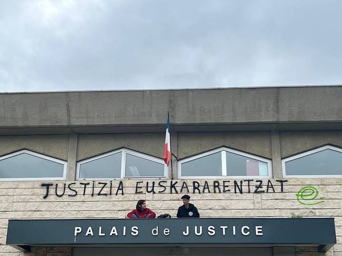 Eskubide baten aurkako olatua