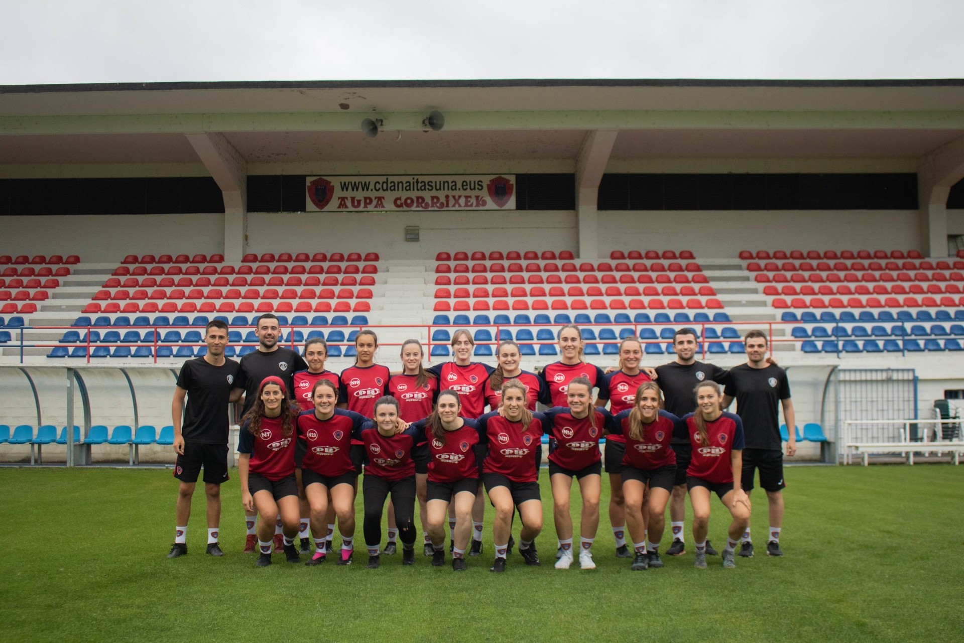 Anaitasunaren emakumeen talde nagusia itzuli da lanera