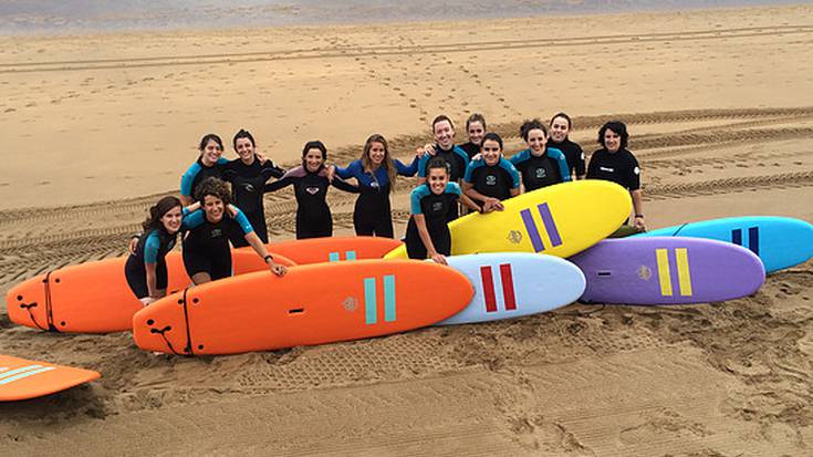 Emakumea* Surflari topaketa