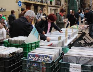 Bigarren aukerako liburu eta disko azoka solidarioa egingo dute egunotan