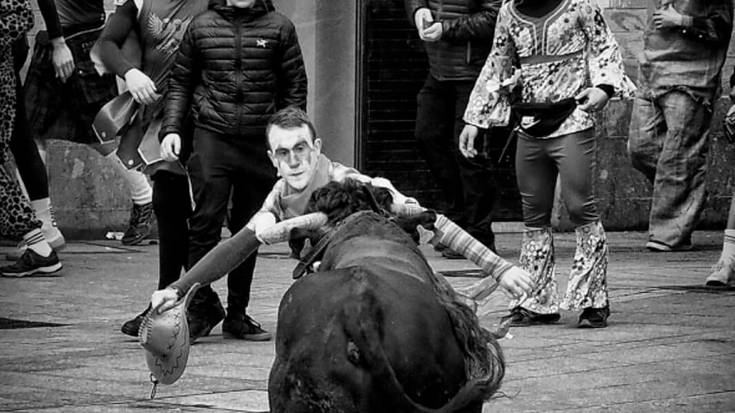 Sokamuturra lehiaketara argazkiak aurkezteko epea luzatu du AAEk