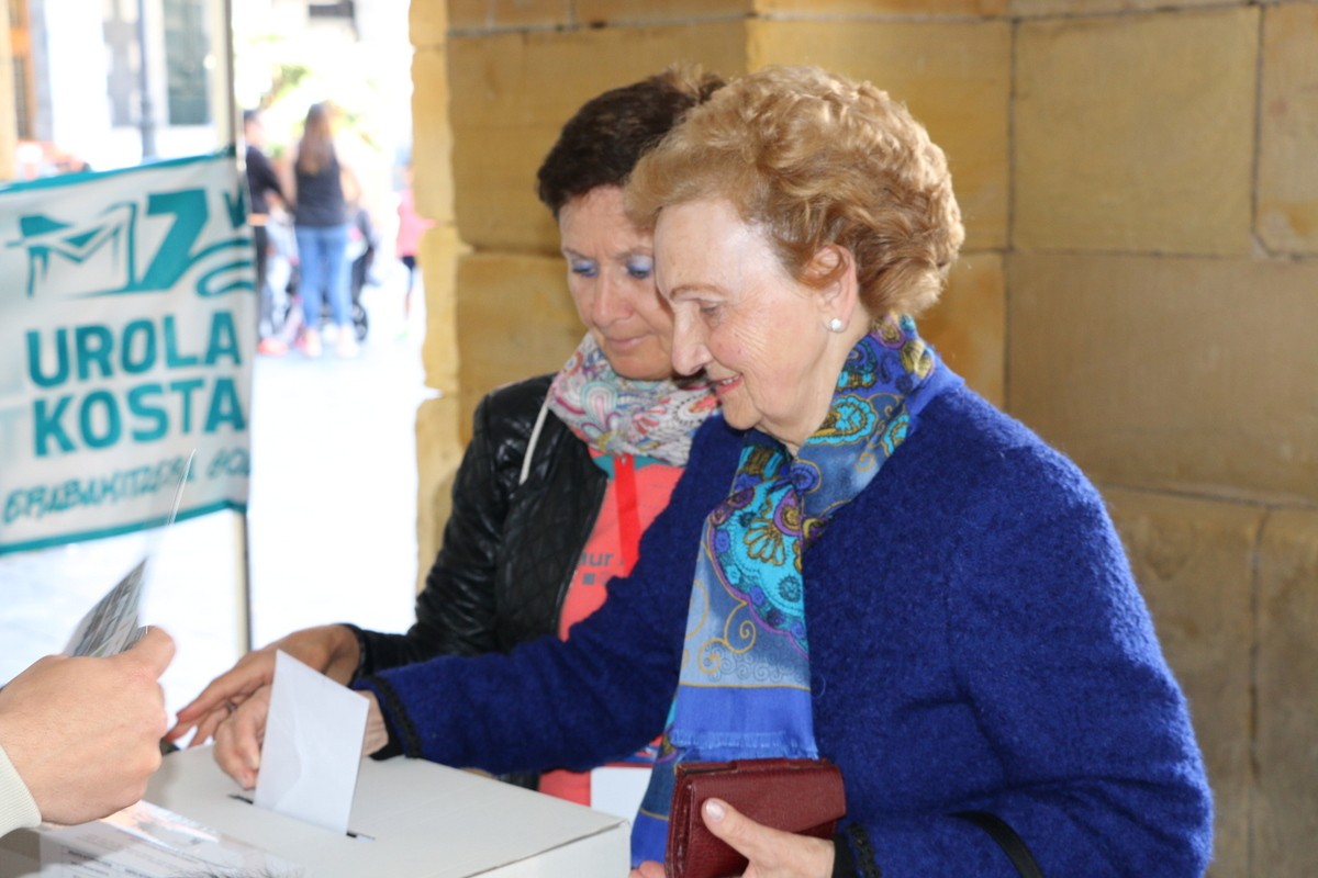 %23,75era iritsi da parte hartzea, 15:00etan