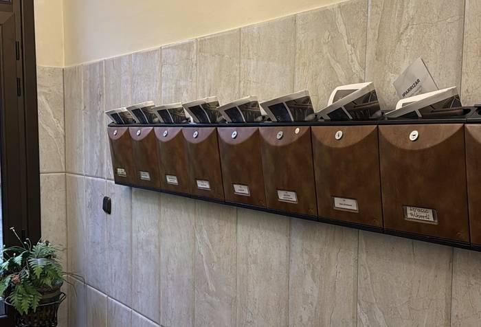 Sansebastianetako gehigarri berezia banatzen hasi da Guka