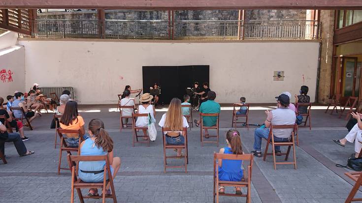 Klarinete doinuekin abiatu dute Musika Jaialdia