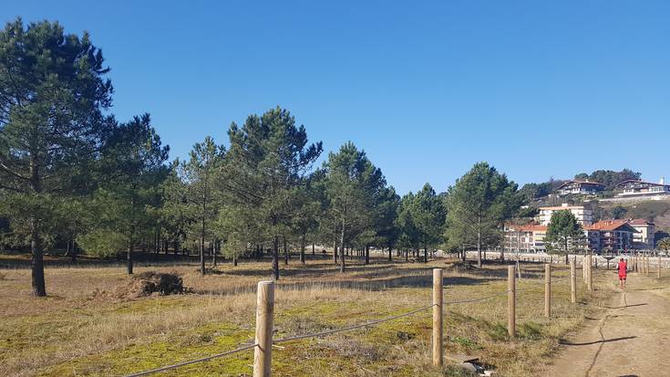 Getariako eta Zumaiako Udalek Santiago hondar­tzari buruzko elkarlankide­tza-hitzar­mena onartu dute