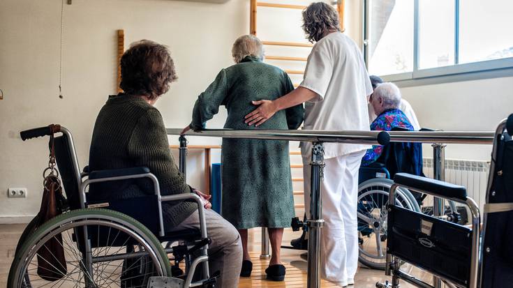 LABek adinekoen egoitzetako lan hitzarmenaren aldeko mobilizazioak deitu ditu biharko eskualdean 