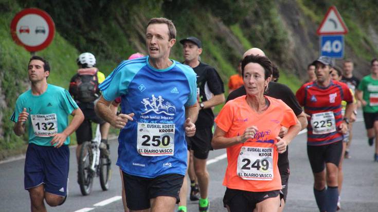 Irudietan: Euskal Kosta Krosa Zarauztik igarotzen (2)