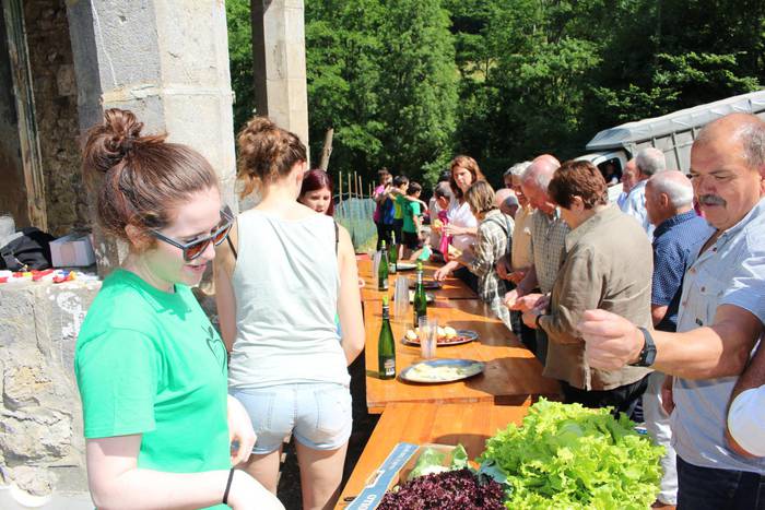 ARGAZKI BILDUMA eta BIDEOA: San Antonio egunarekin hasi dituzte festak Errezilen