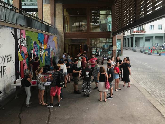 Zumaiak 11 urtez gaztetxea izan duela ospatu dute