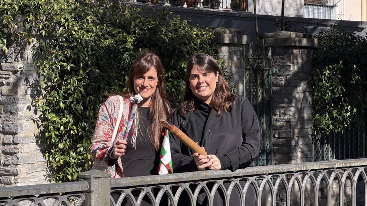 Korrikaren atarian, Gukak hitzarmena sinatu du AEKrekin