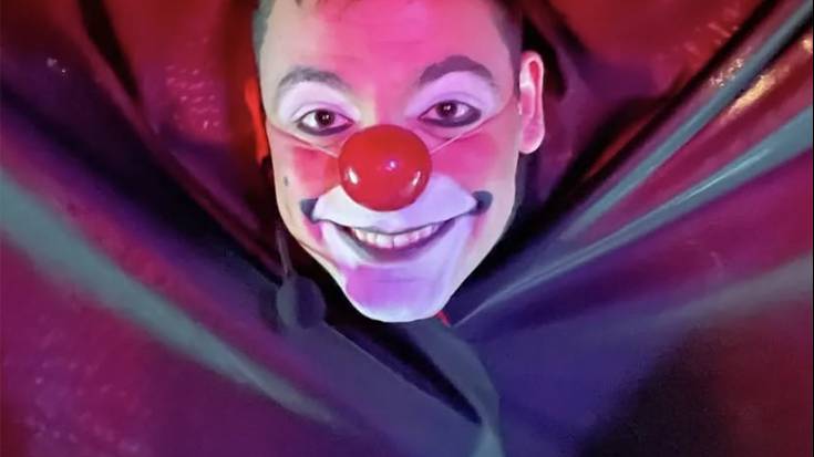 Ekain pailazoak 'Hautsak harrotzen' ikuskizuna taularatuko du igandean