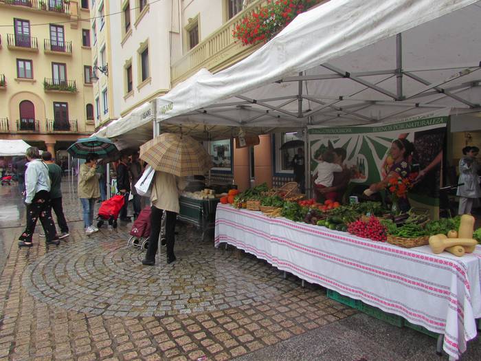 Nekazaritza Ekologikoaren Azoka egingo dute ostiralean