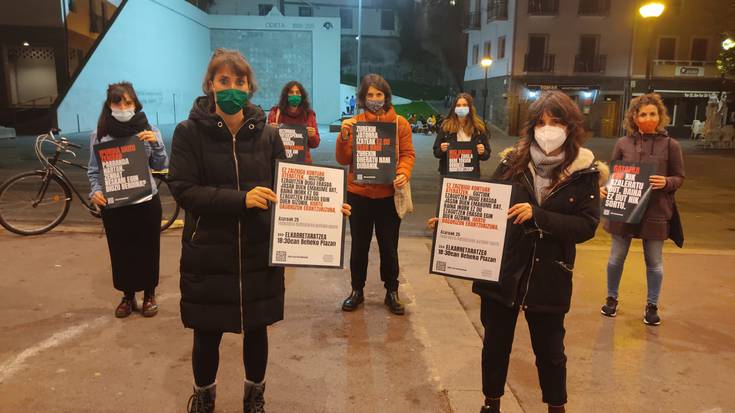 Indarkeria matxista deuseztatzera bidean, erantzukizunak hartzeko eskatu du mugimendu feministak