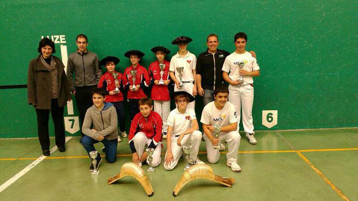 Zesta puntako gaztetxoek maila bikaina eman dute Gipuzkoako Errendimenduko finaletan