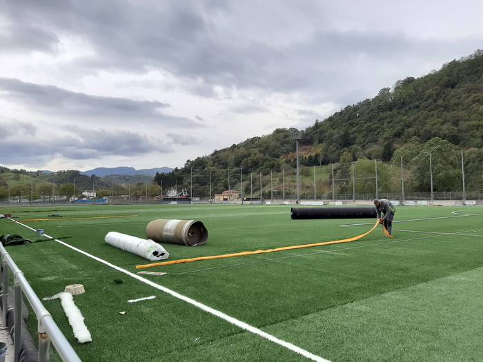 Azarorako prest izango da Orioko futbol zelai berria