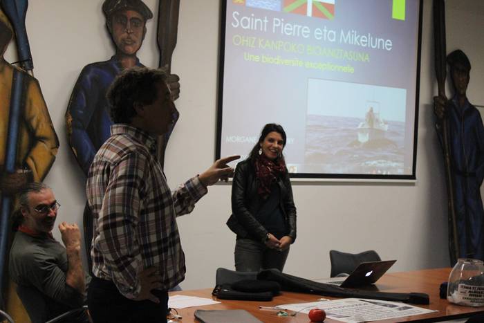 Indianoak Ibaialde traineruak aurkezpena egin du