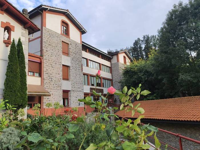 Zestoako Eguneko Zentroa itxi dute, koronabirus agerraldiengatik