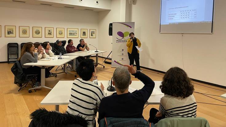 Ostiralera arte luzatu du Maxixatzenek Orbel Jokoetarako izen ematea