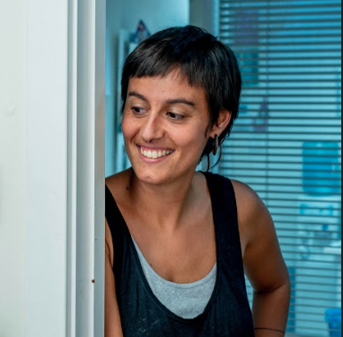 Sheila Melcon: “’Geratu etxean’ horren atzean inork ez zigun esan etxea ez zela leku seguru bat emakume askorentzat”