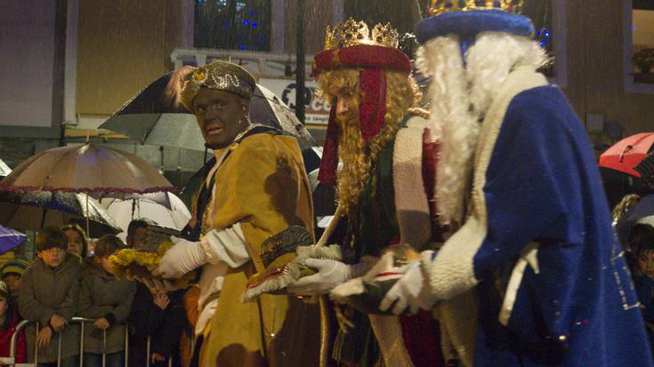 Errege Magoen etorrera dela eta, hainbat argibide