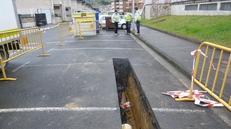 Euskal Herria auzoko ur hoditegia berritzeko lanak hasi dituzte